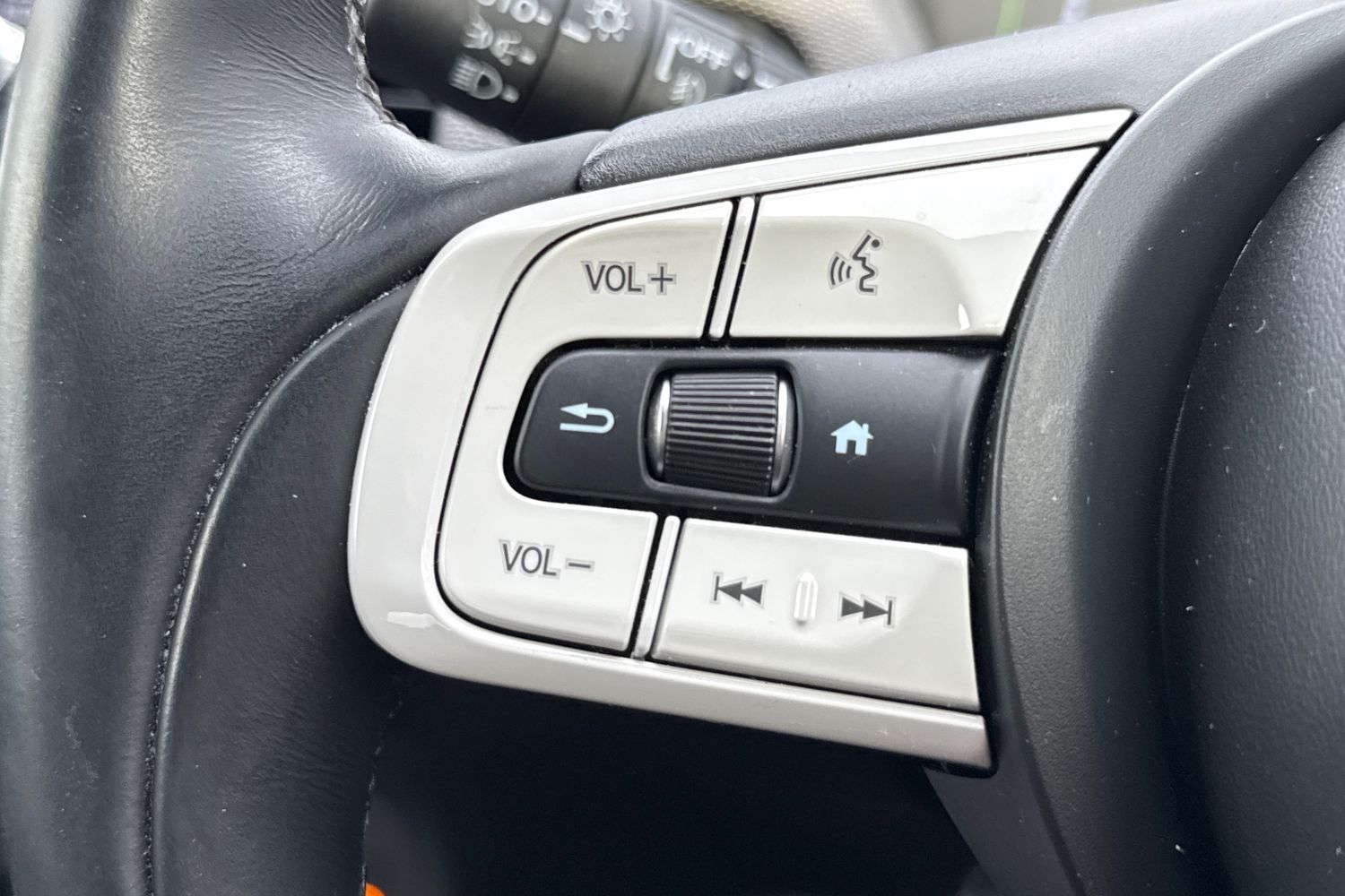 Used Honda Jazz 2023 for sale - 76119819: Photo 36