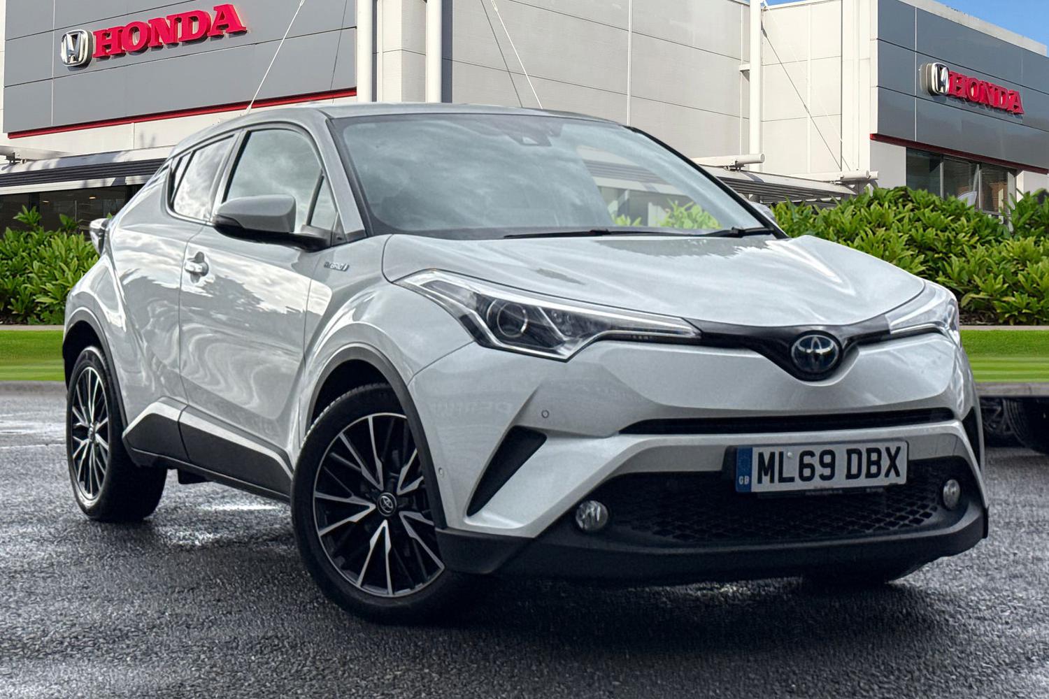 Used Toyota C-HR 2019 for sale - 75932796: Photo 1