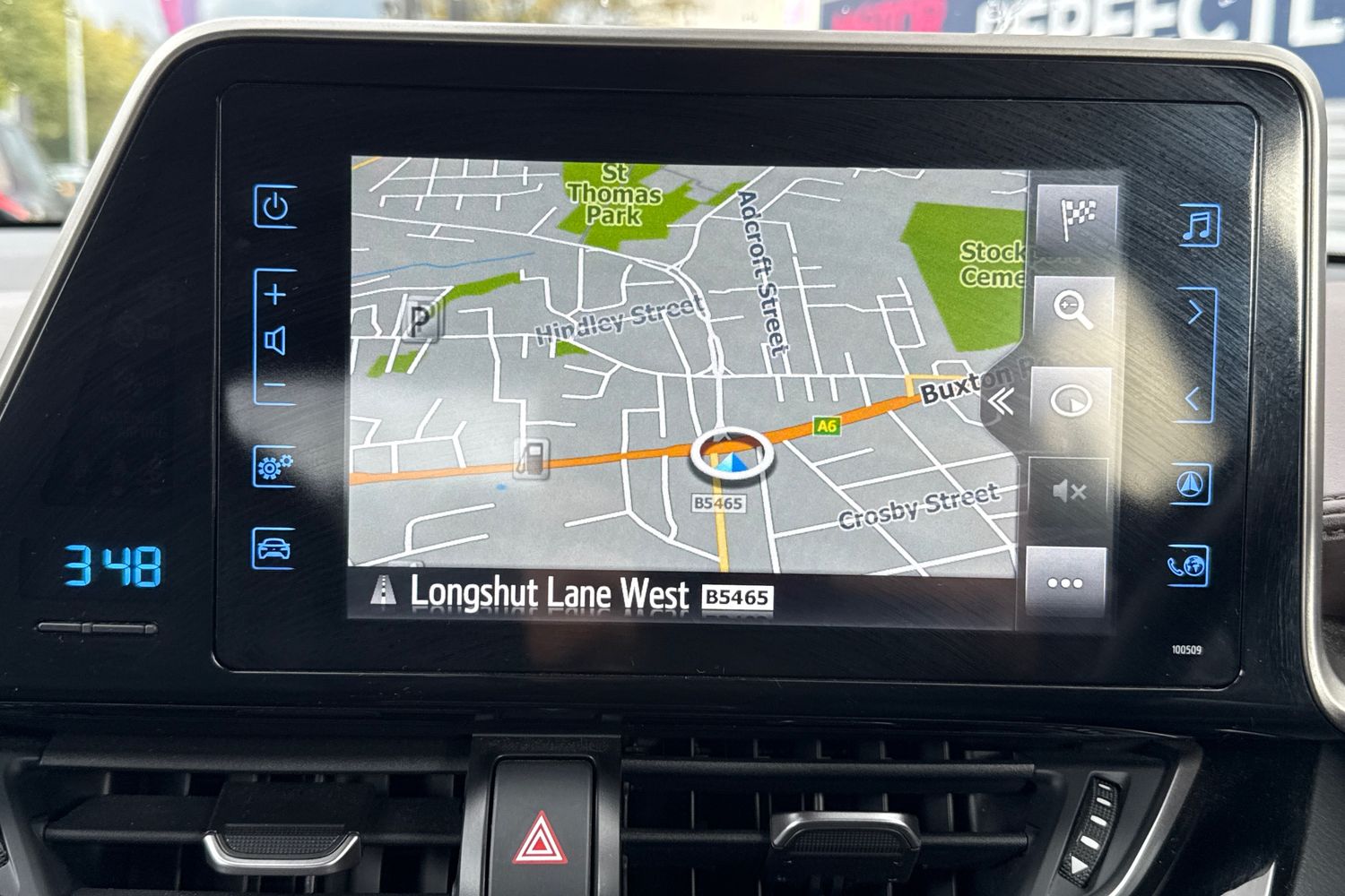 Used Toyota C-HR 2019 for sale - 75932796: Photo 42