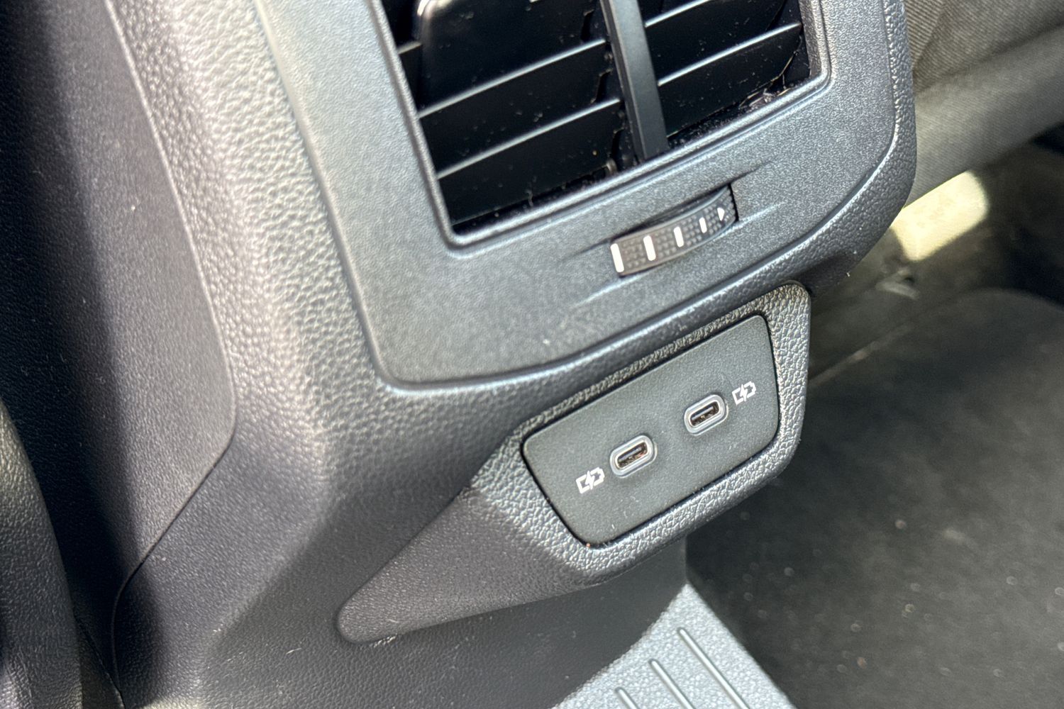 Used Volkswagen T-Roc 2023 for sale - 78039705: Photo 30