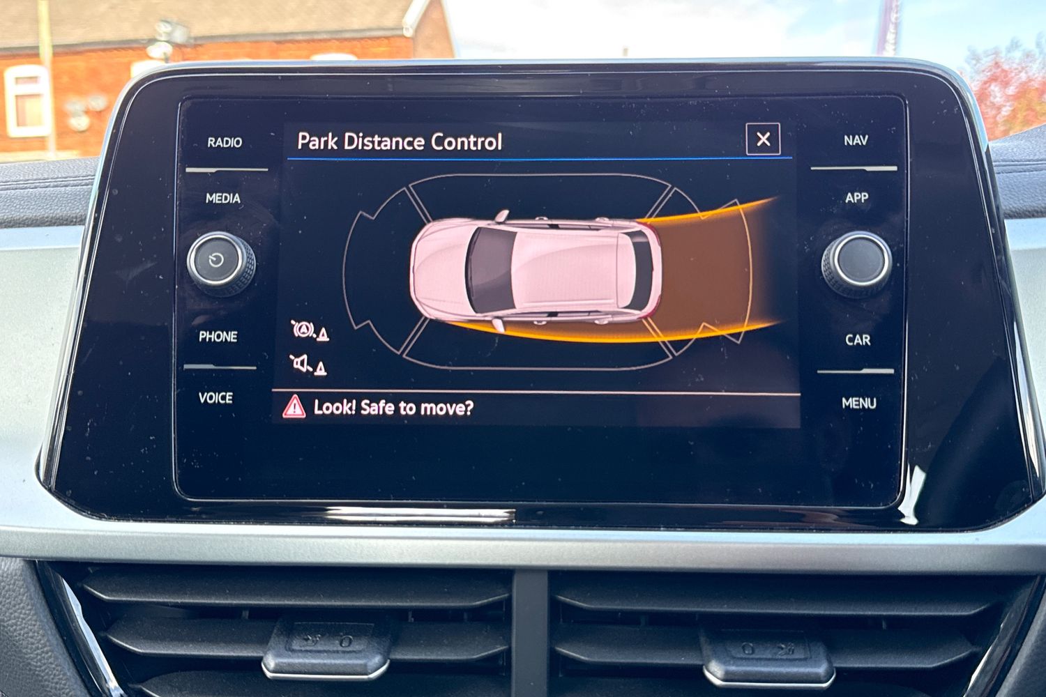 Used Volkswagen T-Roc 2023 for sale - 78039705: Photo 34