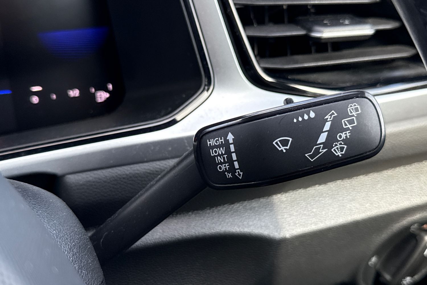 Used Volkswagen T-Roc 2023 for sale - 78039705: Photo 41