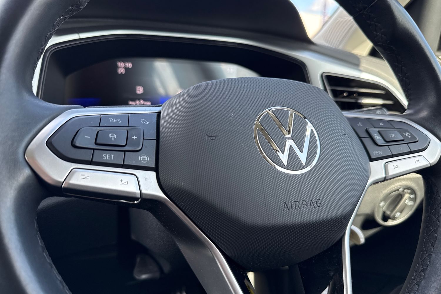 Used Volkswagen T-Roc 2023 for sale - 78039705: Photo 42