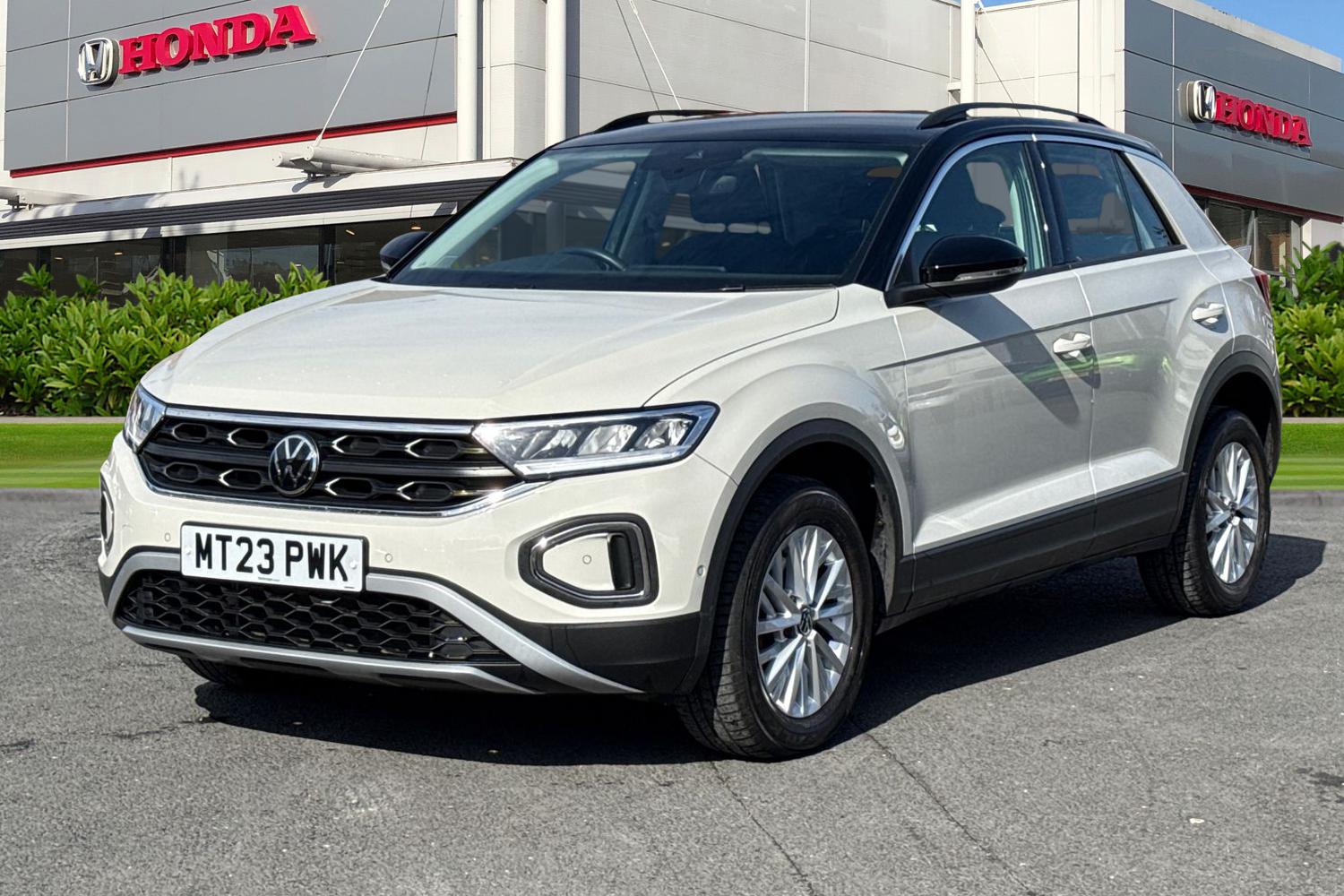 Used Volkswagen T-Roc 2023 for sale - 78039705: Photo 6