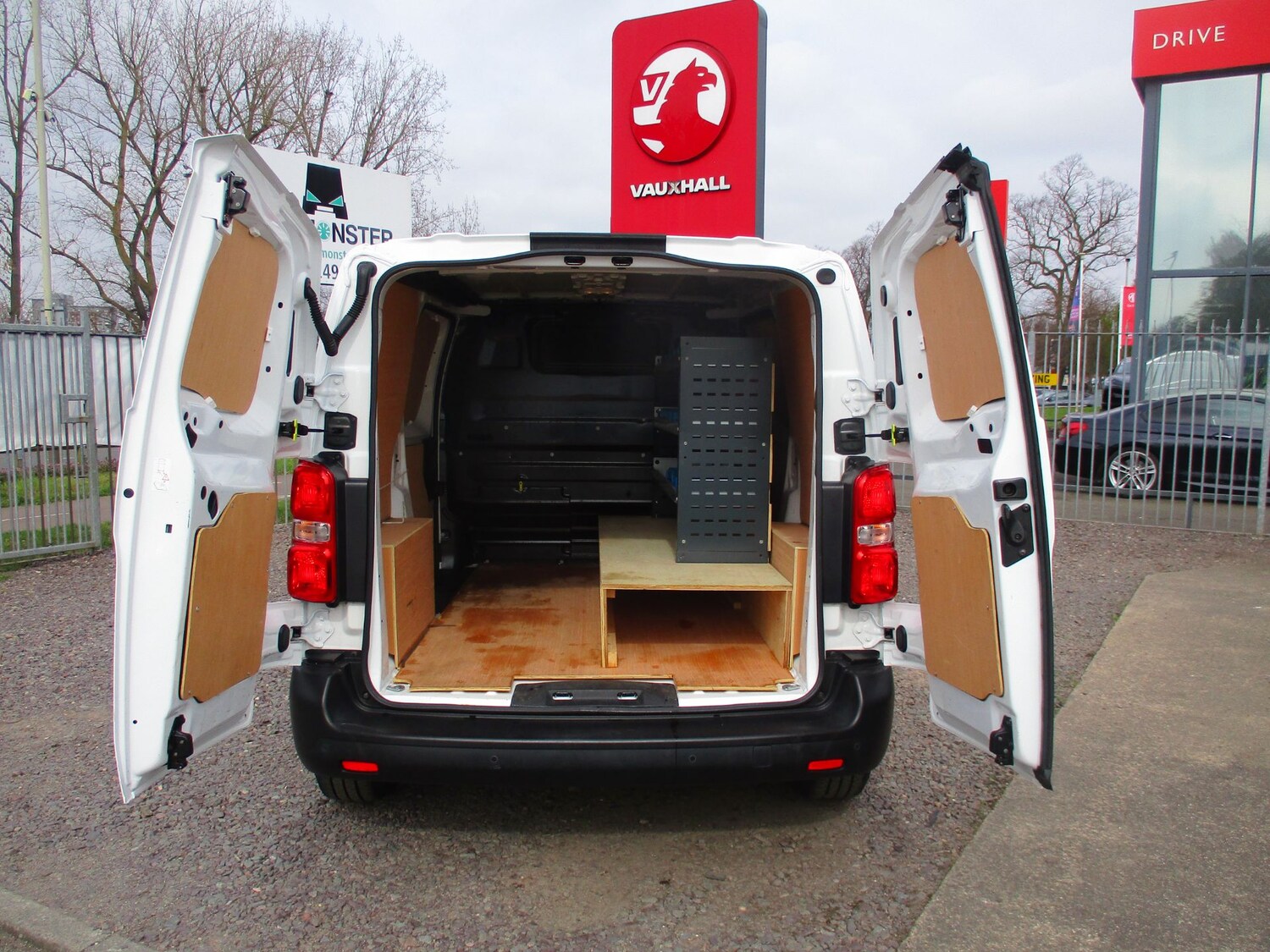 Used Peugeot Expert for sale - 78109843: Photo 32