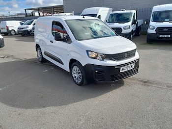 Used Peugeot Partner 2020 for sale - 77848877: Photo