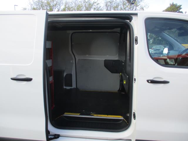 Used Peugeot e-Expert 2021 for sale - 76319652: Photo 32