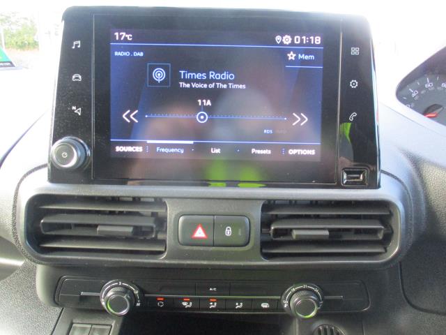 Used Peugeot Partner 2020 for sale - 77106654: Photo 19