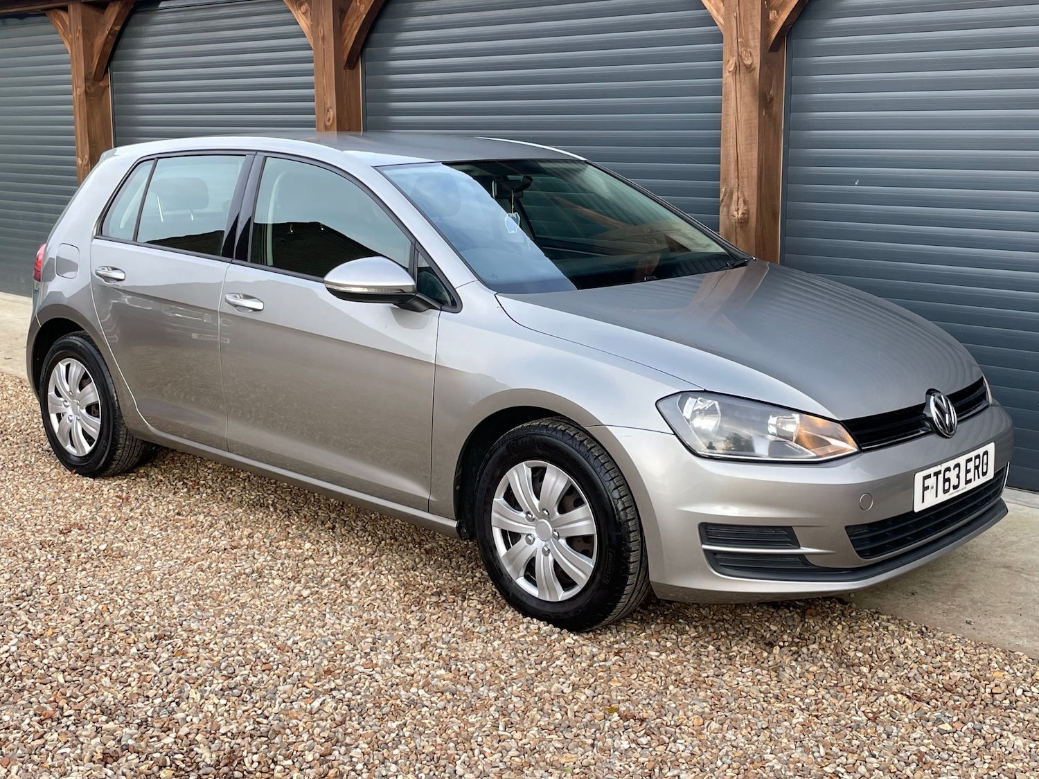 Used Volkswagen Golf 2013 for sale - 76653706: Photo 2