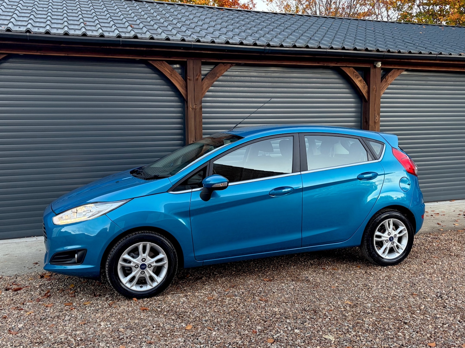 Used Ford Fiesta 2016 for sale - 76428326: Photo 2