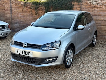 Used Volkswagen Polo 2014 for sale - 79156936: Photo