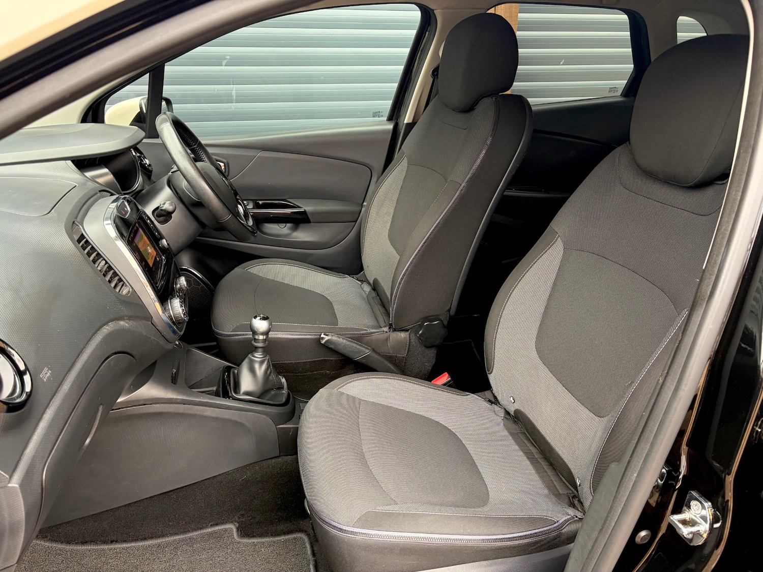 Used Renault Captur 2015 for sale - 76519279: Photo 11