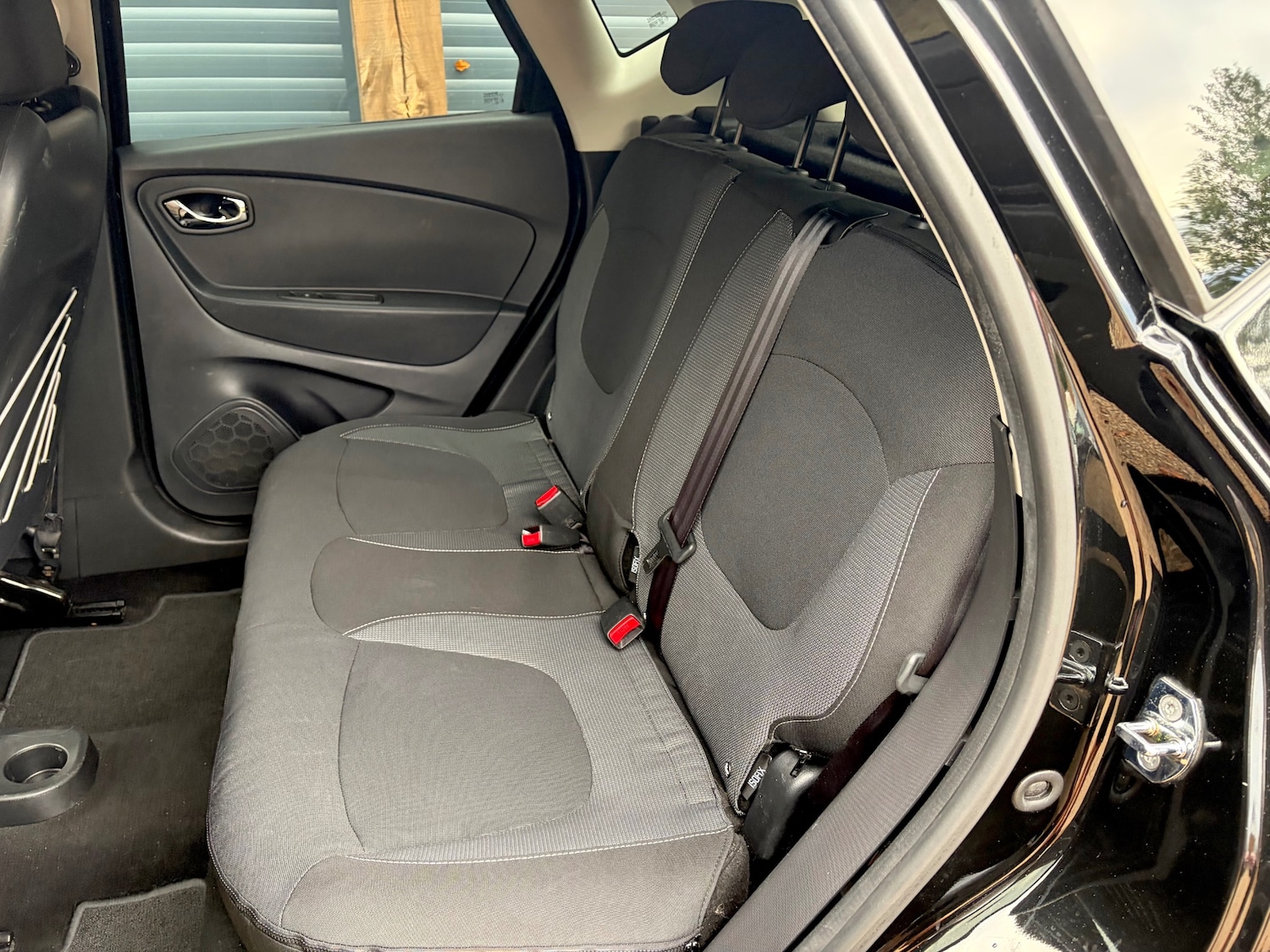 Used Renault Captur 2015 for sale - 76519279: Photo 12