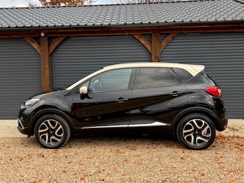 Used Renault Captur 2015 for sale - 76519279: Photo