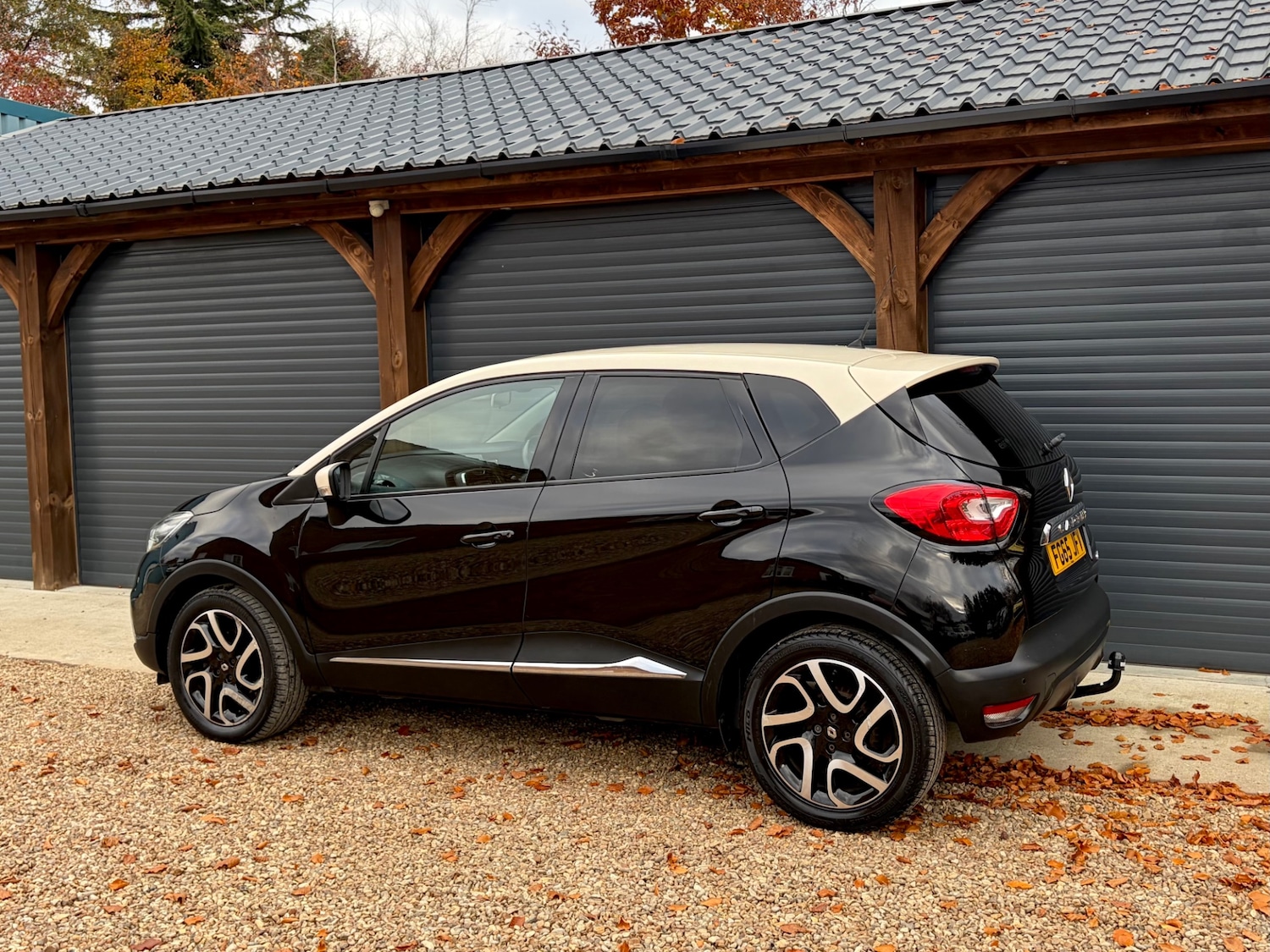 Used Renault Captur 2015 for sale - 76519279: Photo 9