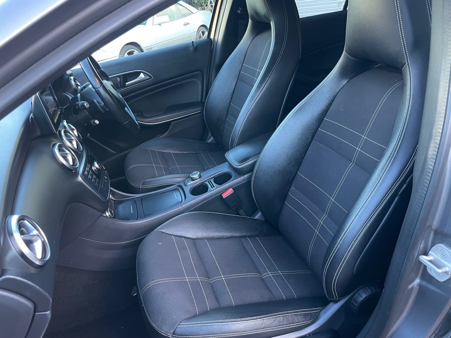 Used Mercedes-Benz A-Class 2013 for sale - 76897337: Photo 12