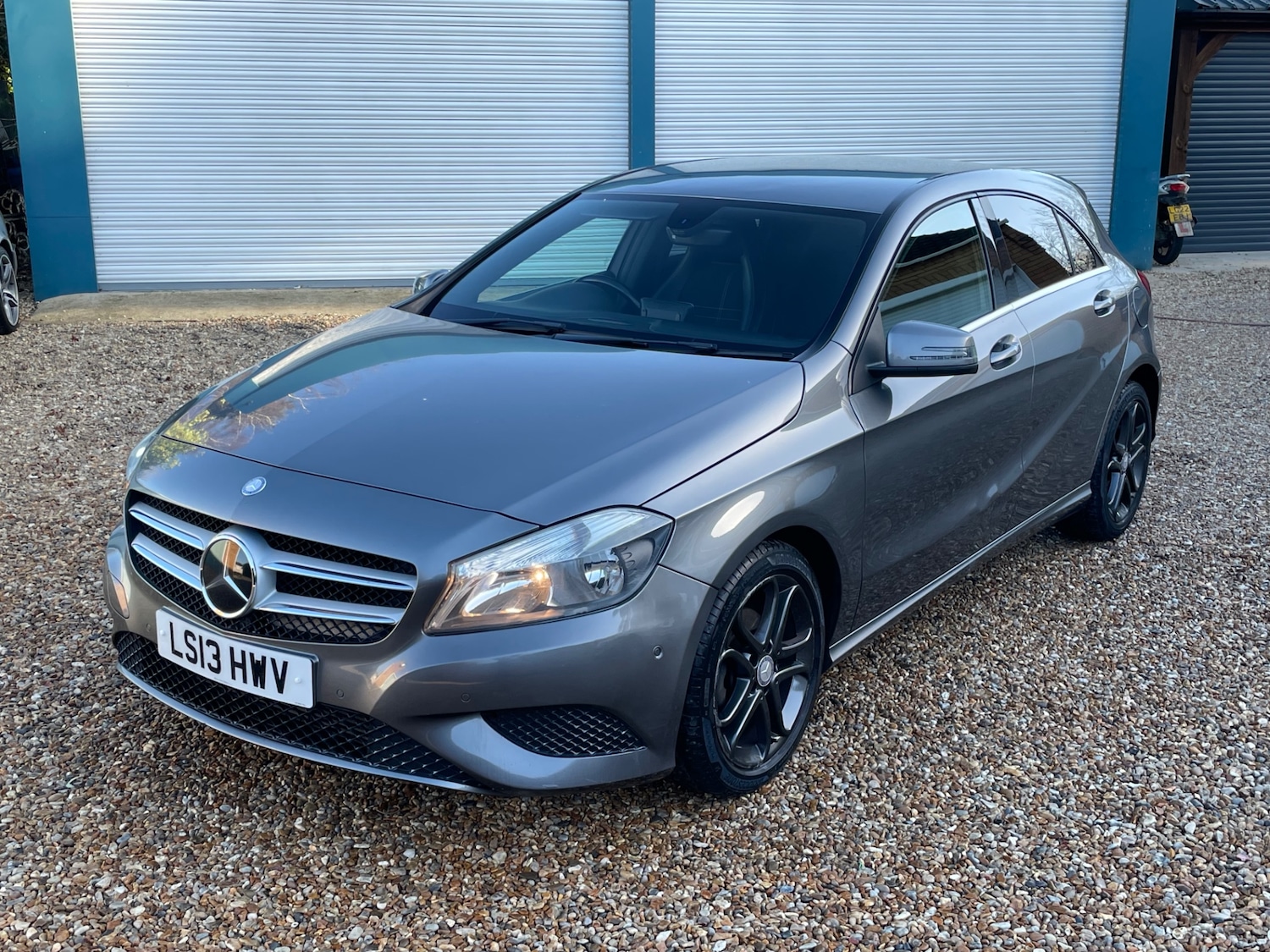 Used Mercedes-Benz A-Class 2013 for sale - 76897337: Photo 9