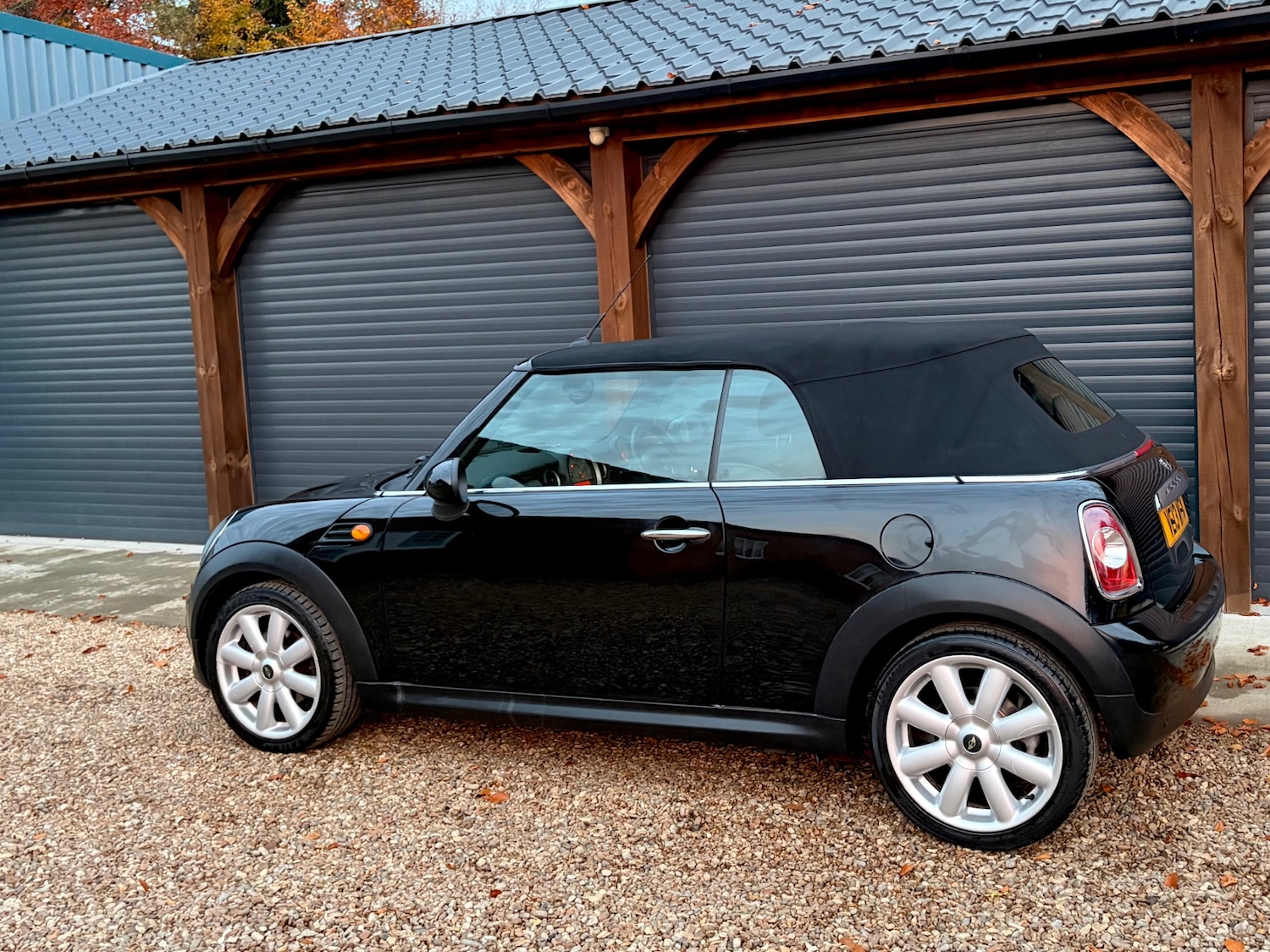 Used MINI Convertible 2013 for sale - 76497748: Photo 10