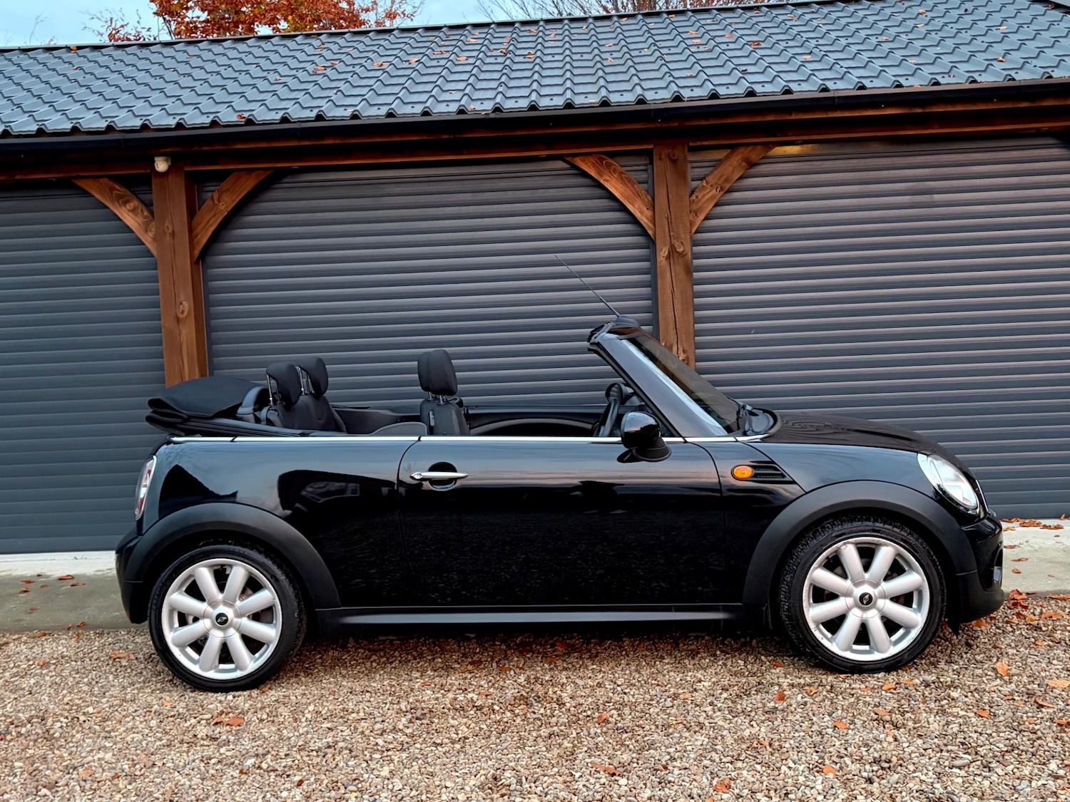 Used MINI Convertible 2013 for sale - 76497748: Photo 3
