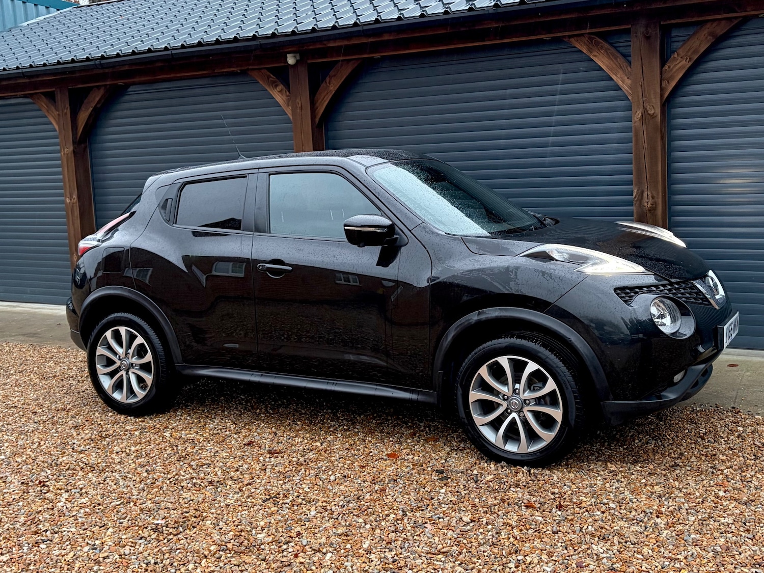 Used Nissan Juke 2016 for sale - 76817451: Photo 2