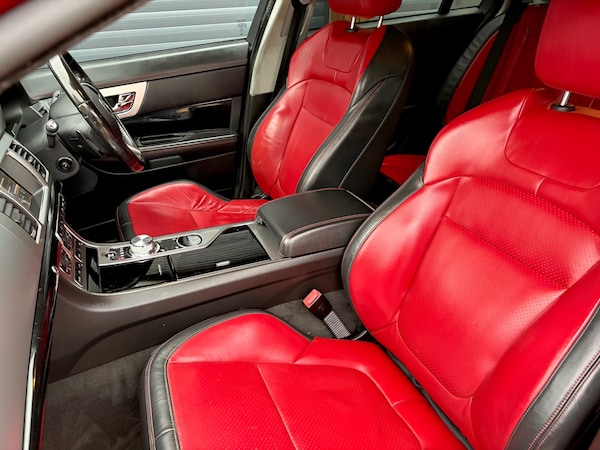 Used Jaguar XF 2014 for sale - 76298940: Photo 8