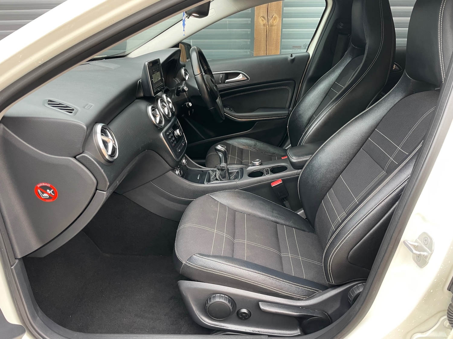 Used Mercedes-Benz A-Class 2014 for sale - 76415492: Photo 16