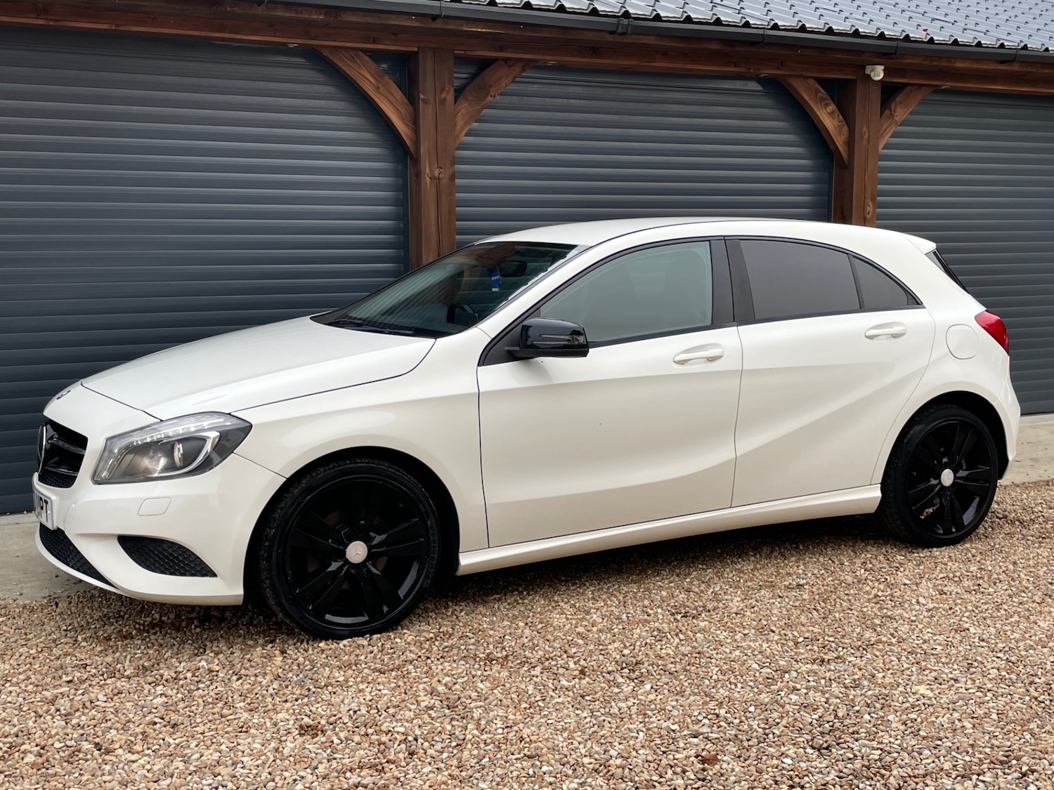 Used Mercedes-Benz A-Class 2014 for sale - 76415492: Photo 3