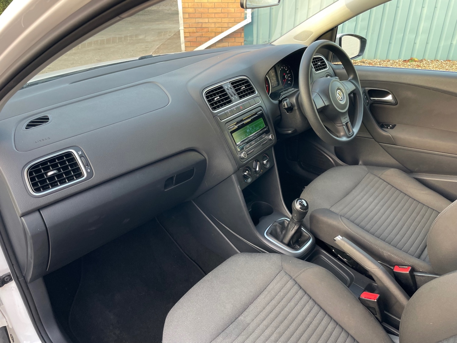 Used Volkswagen Polo 2012 for sale - 76897340: Photo 16