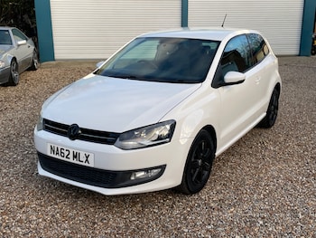Used Volkswagen Polo 2012 for sale - 76897340: Photo