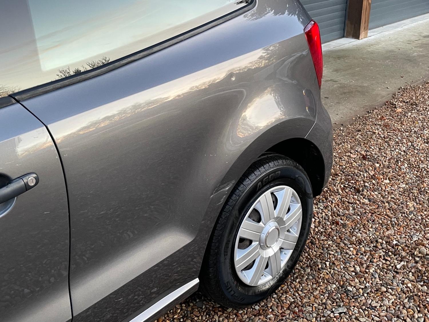 Used Volkswagen Polo 2011 for sale - 76652930: Photo 12