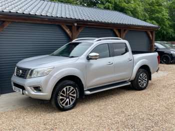 Used Nissan Navara 2017 for sale - 74734894: Photo