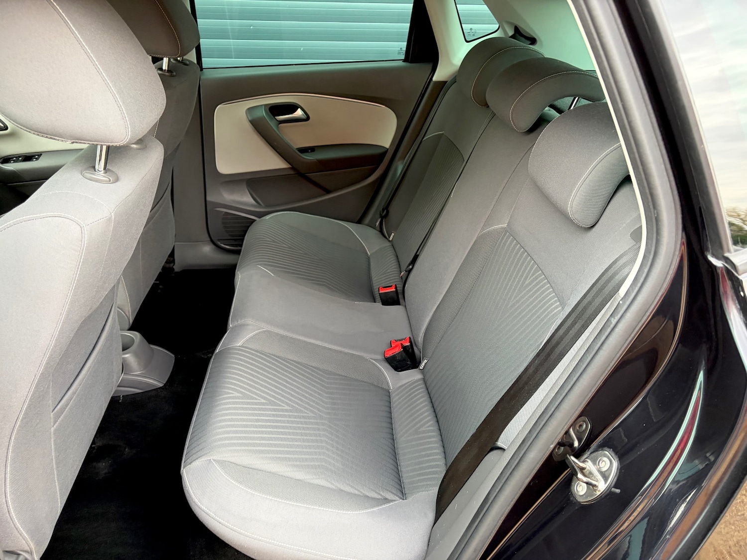 Used Volkswagen Polo 2015 for sale - 76480841: Photo 10