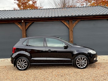 Used Volkswagen Polo 2015 for sale - 76480841: Photo