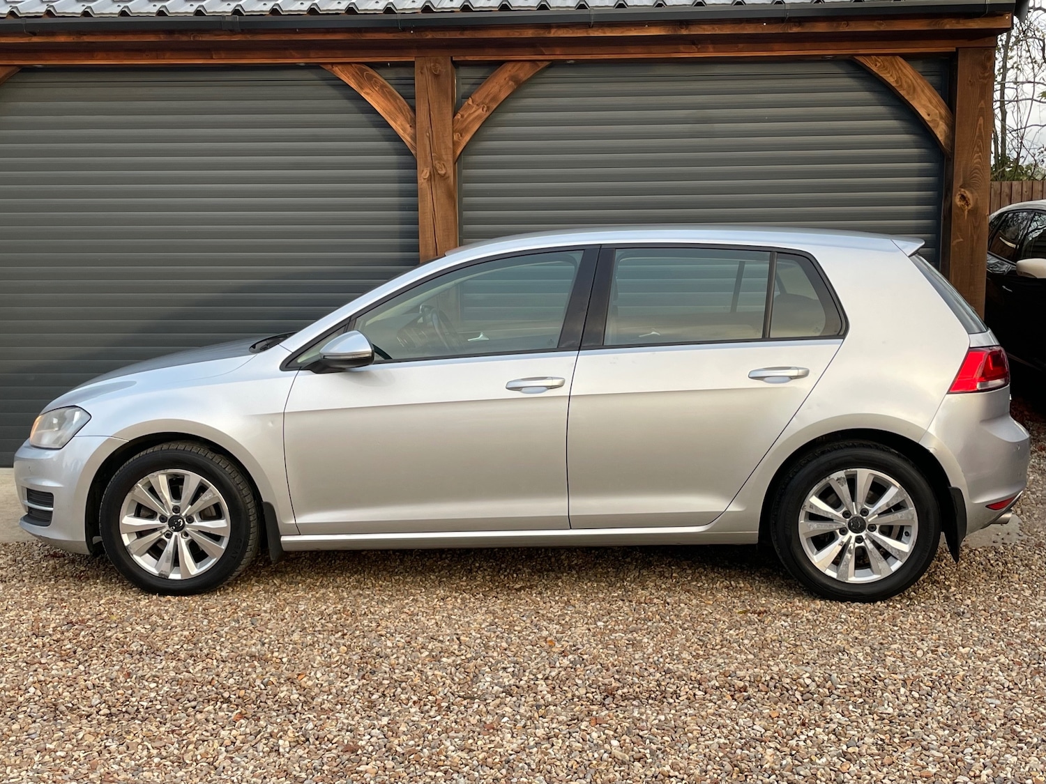 Used Volkswagen Golf 2013 for sale - 76653739: Photo 8