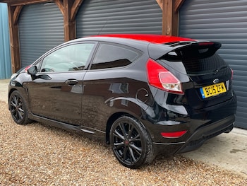 Used Ford Fiesta 2015 for sale - 75383413: Photo