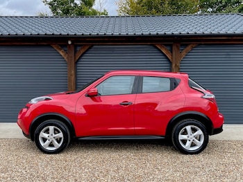 Used Nissan Juke 2016 for sale - 76040799: Photo