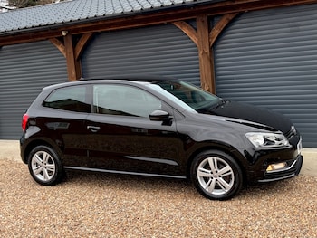 Used Volkswagen Polo 2017 for sale - 76921558: Photo