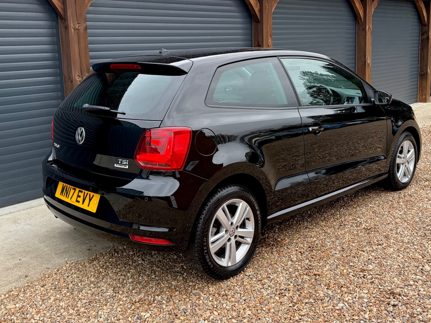 Used Volkswagen Polo 2017 for sale - 76921558: Photo 4