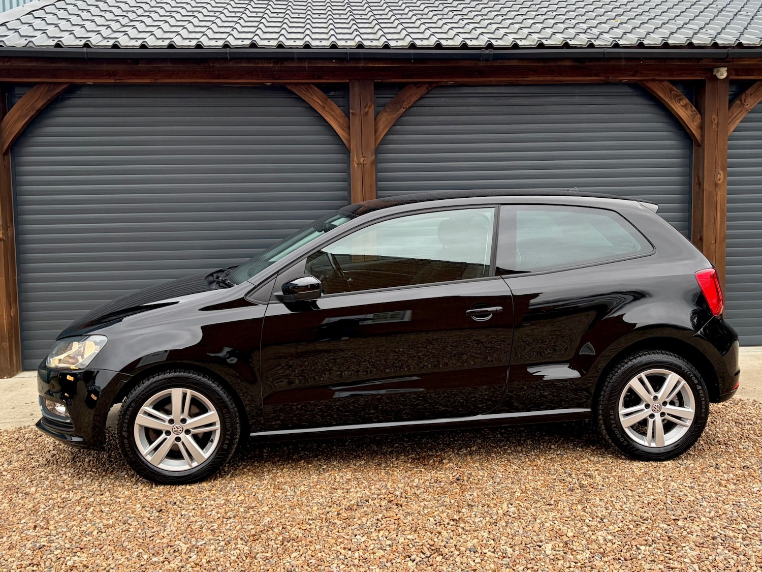 Used Volkswagen Polo 2017 for sale - 76921558: Photo 8