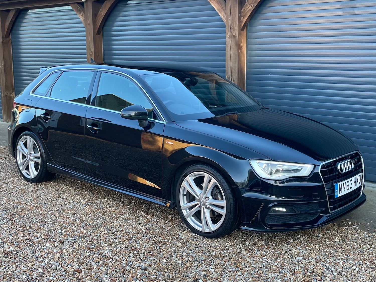 Used Audi A3 2013 for sale - 76784710: Photo 2