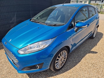 Used Ford Fiesta 2015 for sale - 78474897: Photo