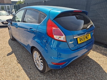 Used Ford Fiesta 2015 for sale - 78474897: Photo