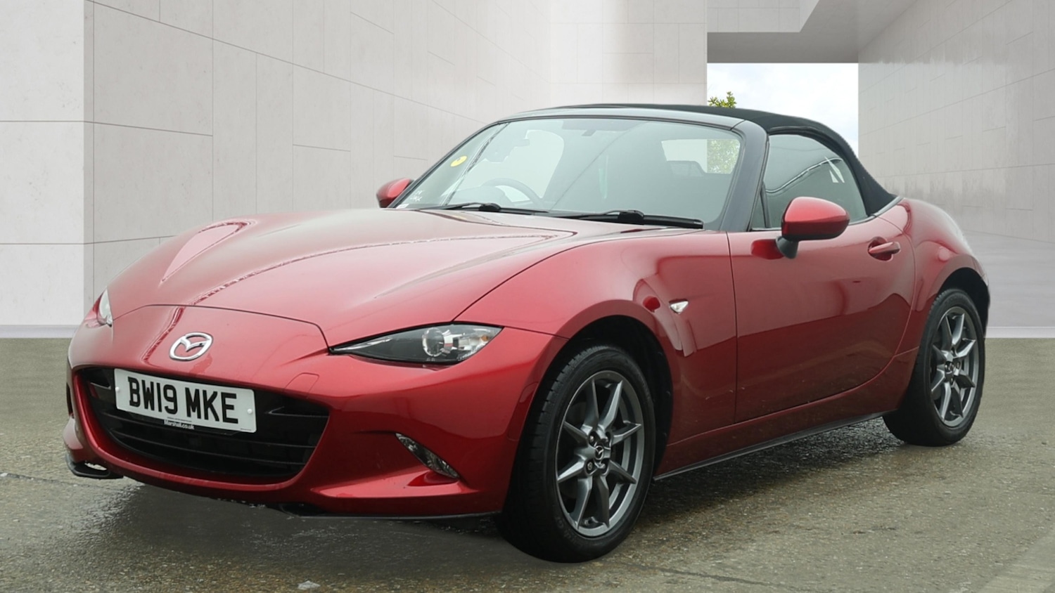 Used Mazda MX-5 2019 for sale - 78097675: Photo 2