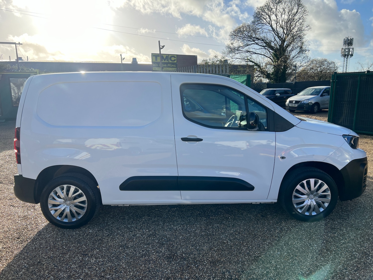 Used Peugeot Partner 2022 for sale - 76894483: Photo 11