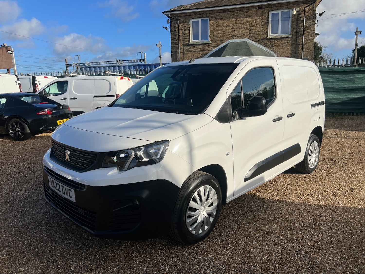 Used Peugeot Partner 2022 for sale - 76894483: Photo 2