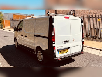 Used Vauxhall Vivaro 2018 for sale - 79625759: Photo