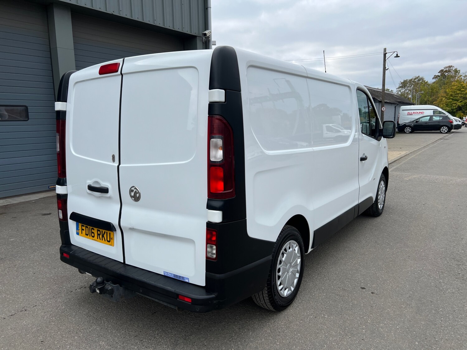 Used Vauxhall Vivaro 2016 for sale - 76249416: Photo 4