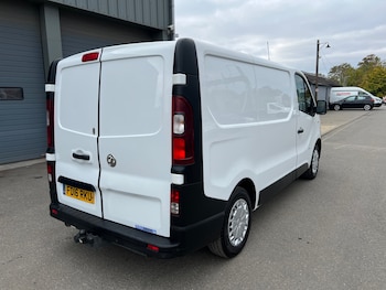 Used Vauxhall Vivaro 2016 for sale - 76249416: Photo 4