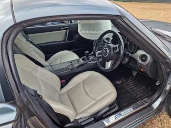 Used Mazda MX-5 2011 for sale - 78092930: Photo