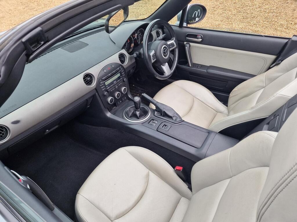 Used Mazda MX-5 2011 for sale - 78092930: Photo 4